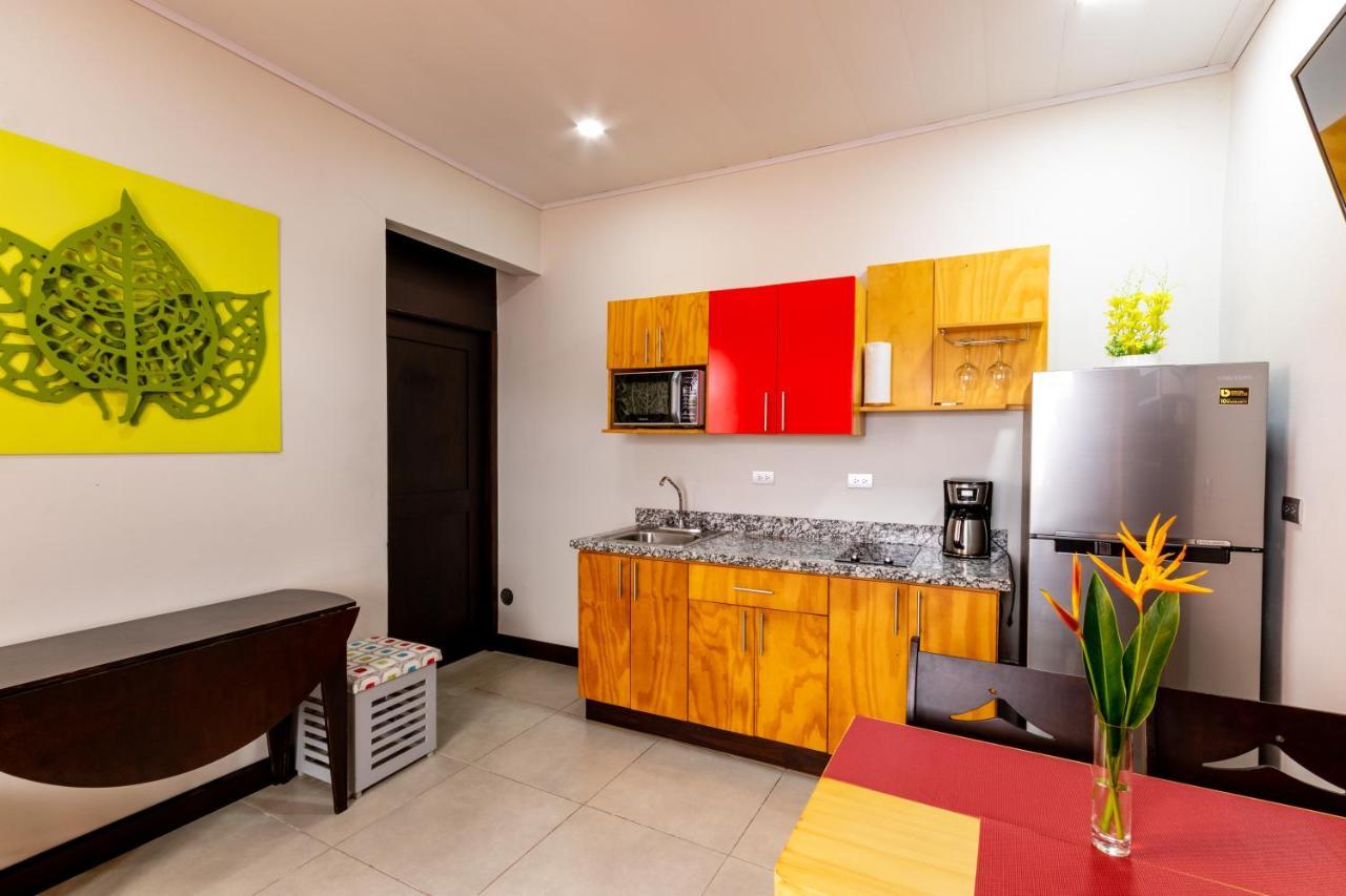 Apartamentos Equipados Rya Del Volcan La Fortuna Extérieur photo