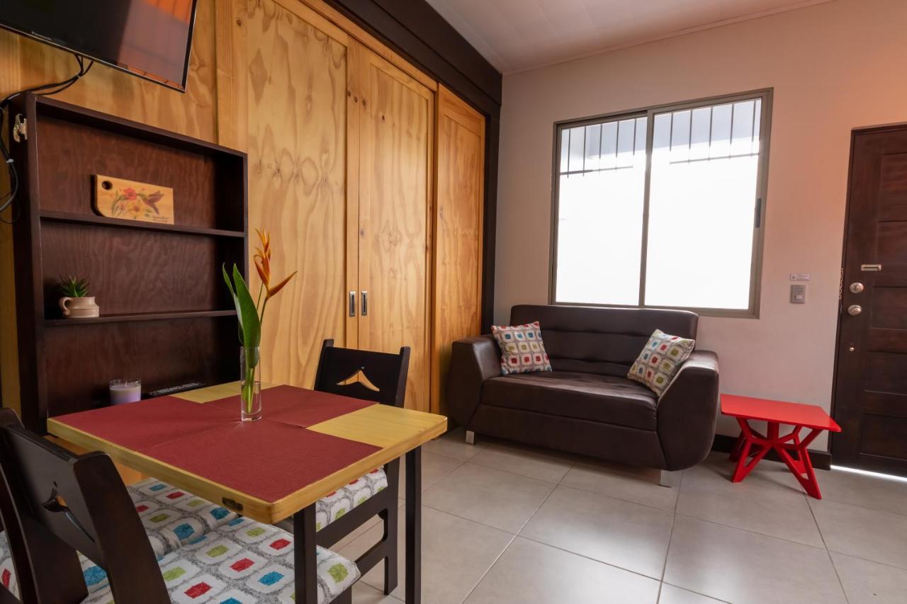 Apartamentos Equipados Rya Del Volcan La Fortuna Extérieur photo