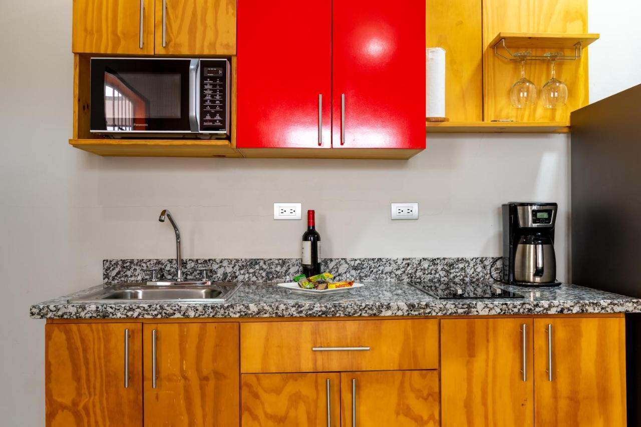 Apartamentos Equipados Rya Del Volcan La Fortuna Extérieur photo